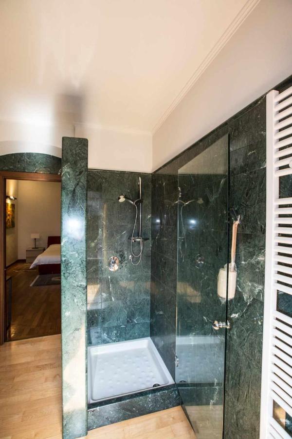 Historical Apartment In The Center Of Gravedona - Larihome A02 외부 사진